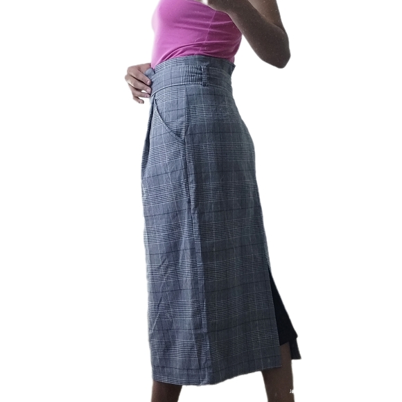 Forever 21 Plaid Midi Skirt - Picture 8 of 9